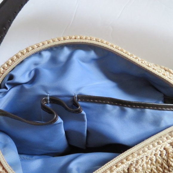 The SAK Crochet Hobo Shoulder Bag - Light Brown/Tan - Handbag -EUC - Picture 11 of 12